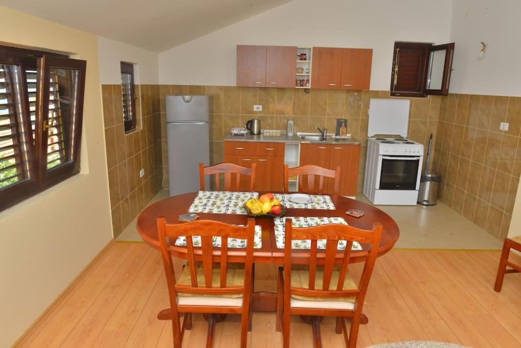 D Apartment Котор Экстерьер фото